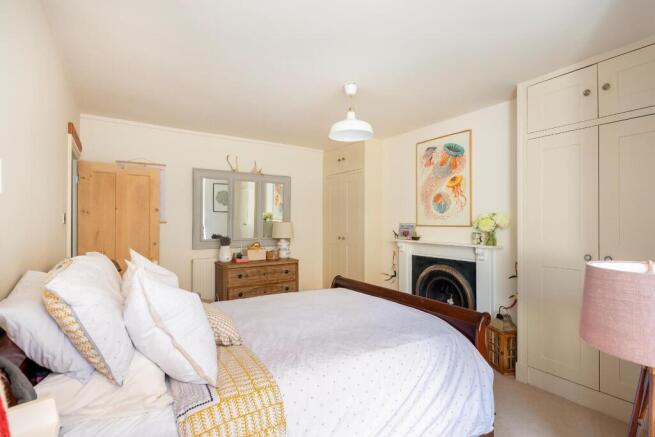 G1F6DRCN - Bedroom F.jpg