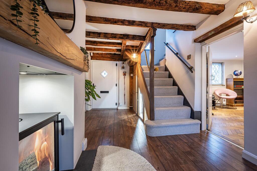 House in Solihull, West Midlands - View 3