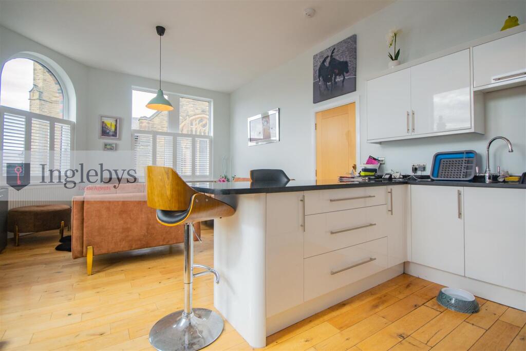 Apartment in Stockton-on-Tees - View 4