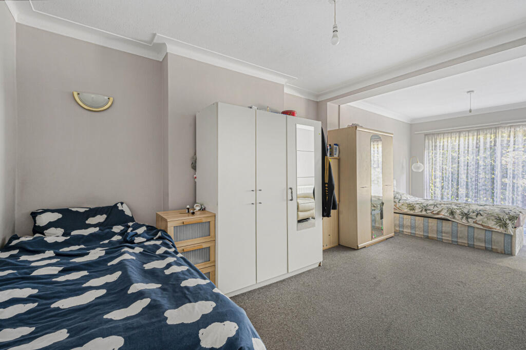 House in London - View 5