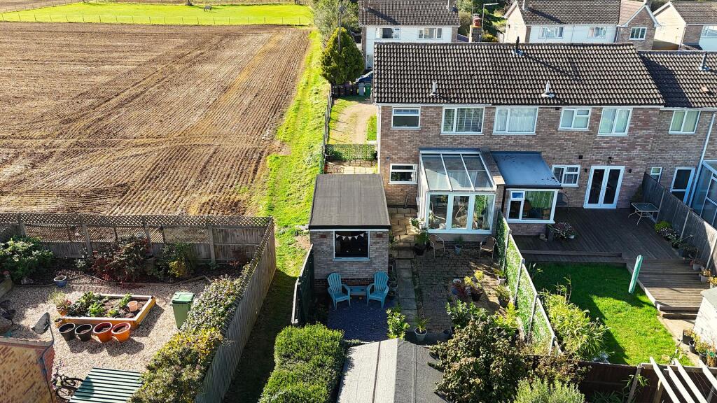 House in South Kesteven, Langtoft - View 2