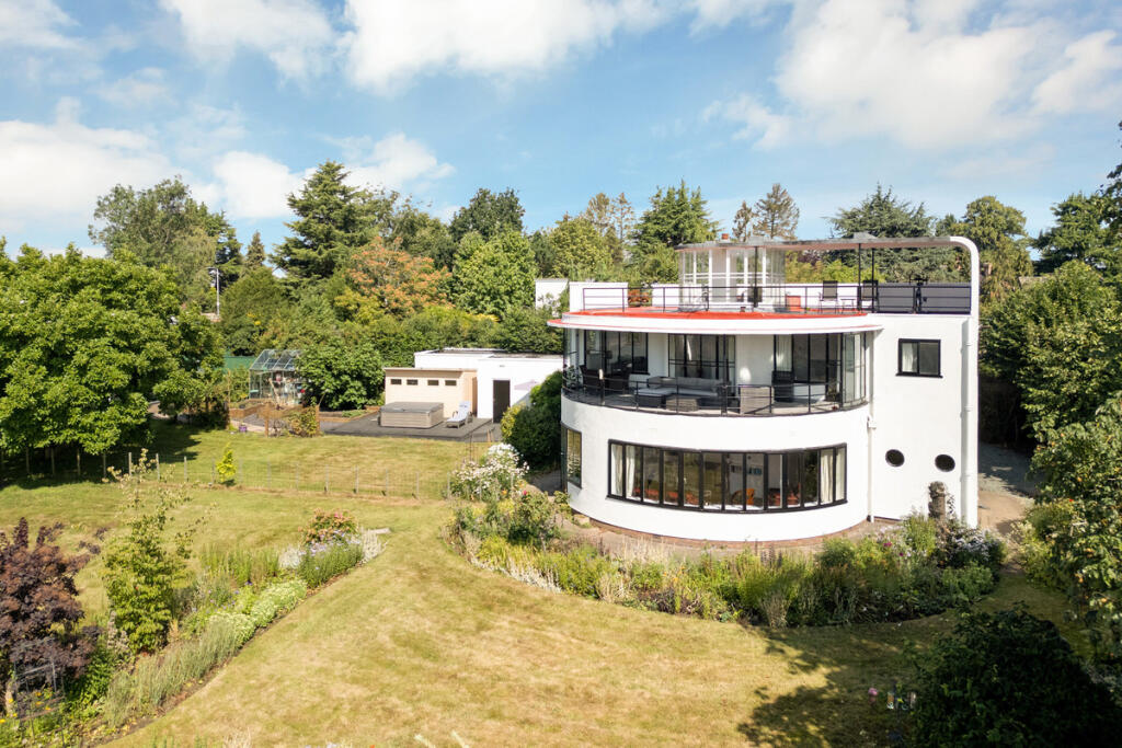 Main image of property: Sun House, Hallams Lane, Chilwell, NG9