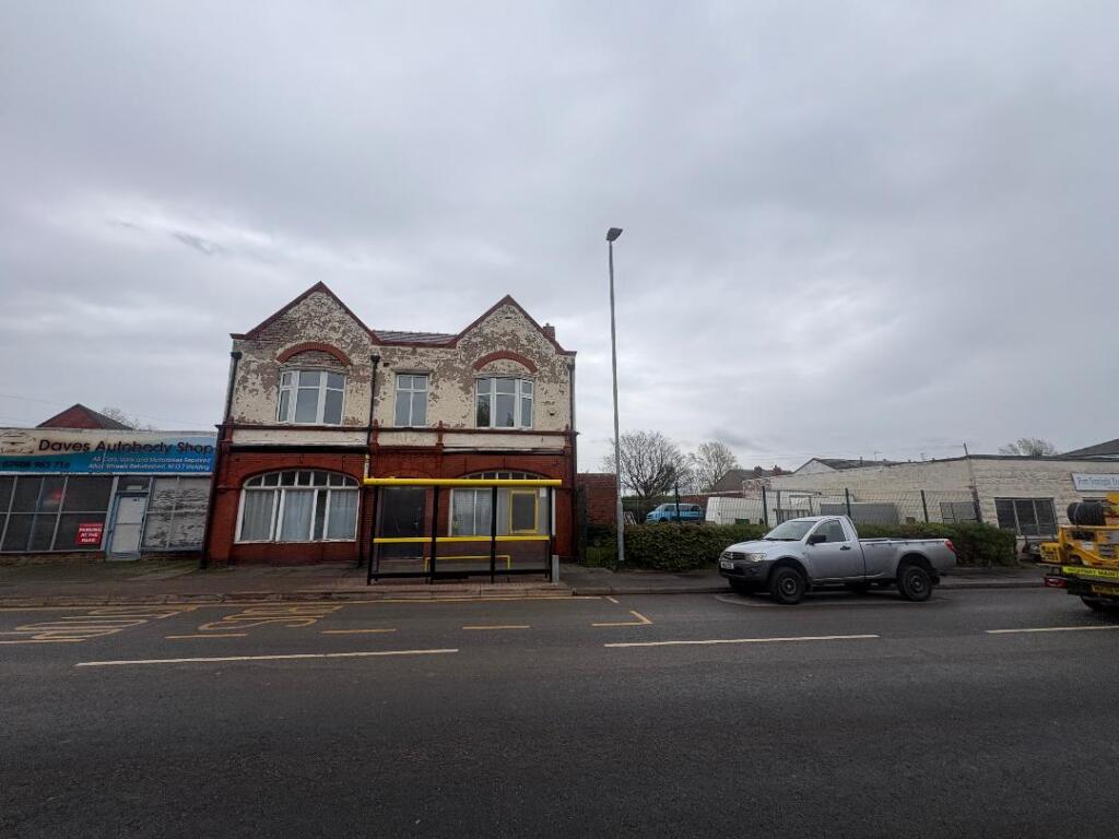 Main image of property: New Chester Road, Wirral, CH62