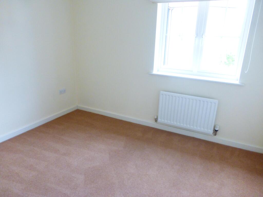 Apartment in West Suffolk, Red Lodge - View 5