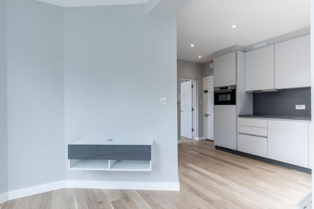 1 bedroom ground floor flat for rent