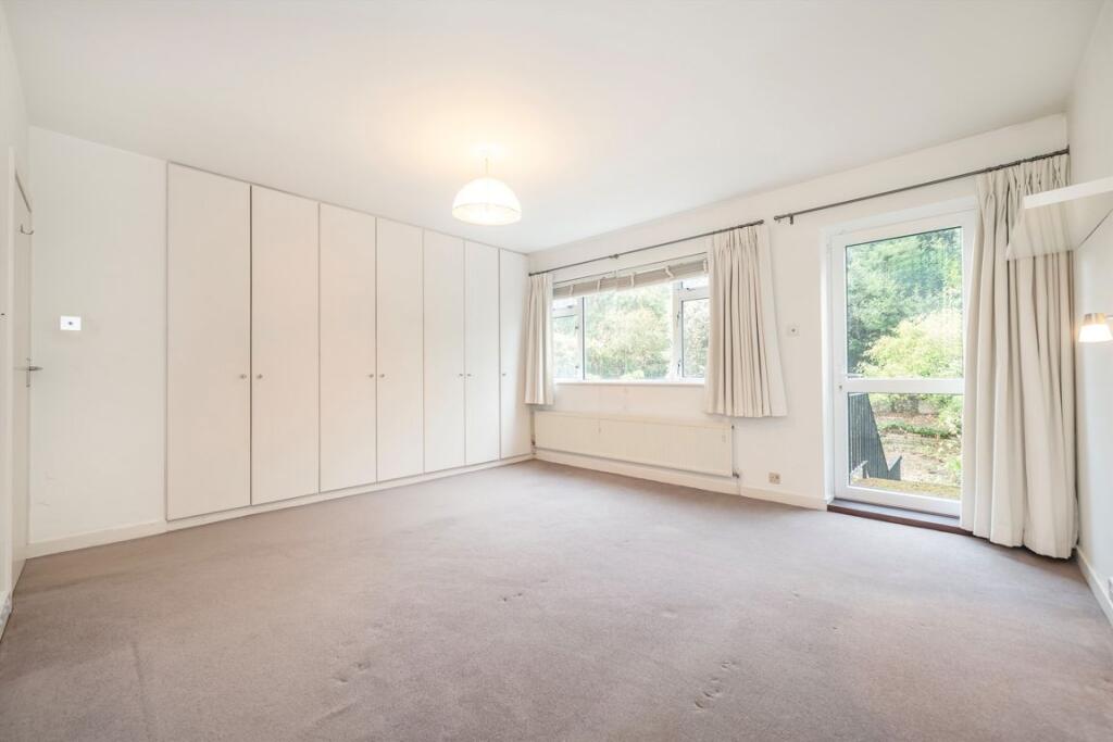 Apartment in London, Kennington Cross, Kennington - More