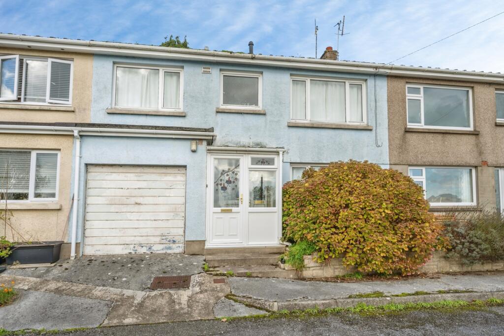 3-bed terraced on Queensfield, Tenby, Pembrokeshire, SA70, £185,000