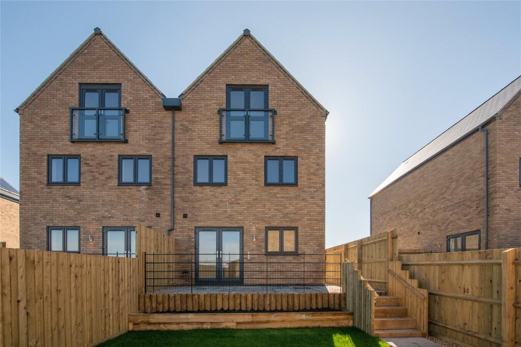 Black Horse Lodge, Oakridge Park, Milton Keynes, Buckinghamshire, MK14 photo 2
