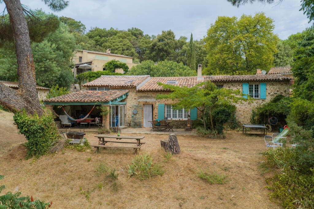 Main image of property: Provence-Alps-Cote d`Azur, Var, La Garde-Freinet