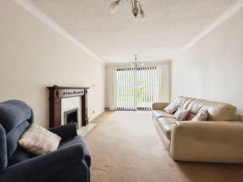 Lynmouth Close, Radcliffe photo 4