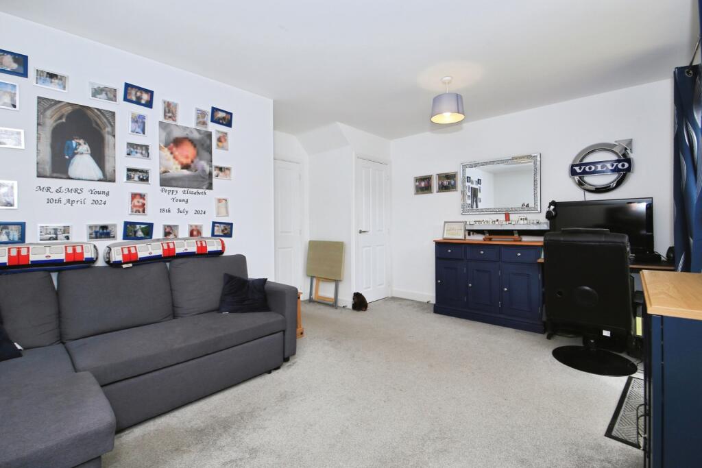 House in Peterborough - View 5