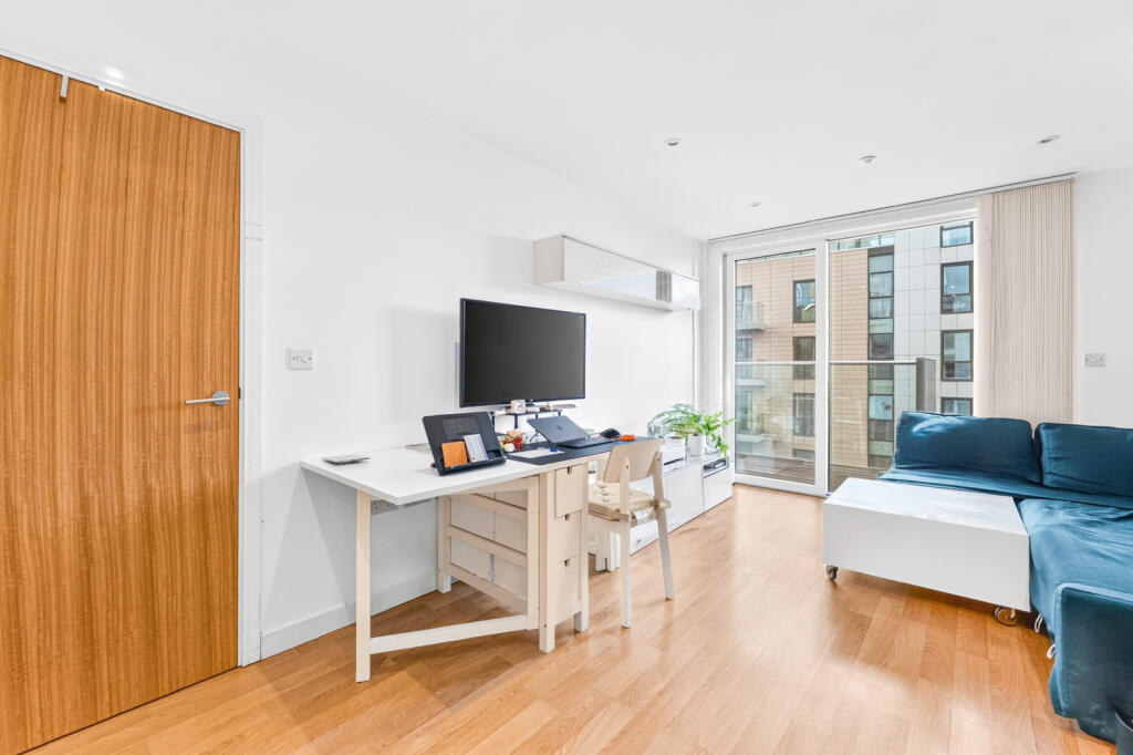 Apartment in London - View 5