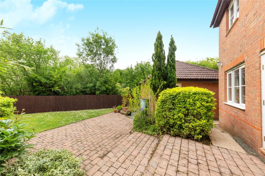 Huson Road, Warfield, Berkshire, RG42 - View 3