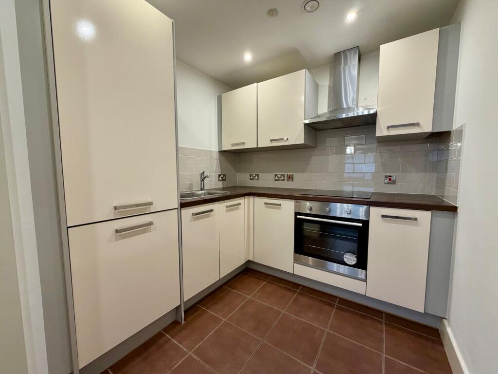 Apartment in Birmingham, Calthorpe Fields - View 2