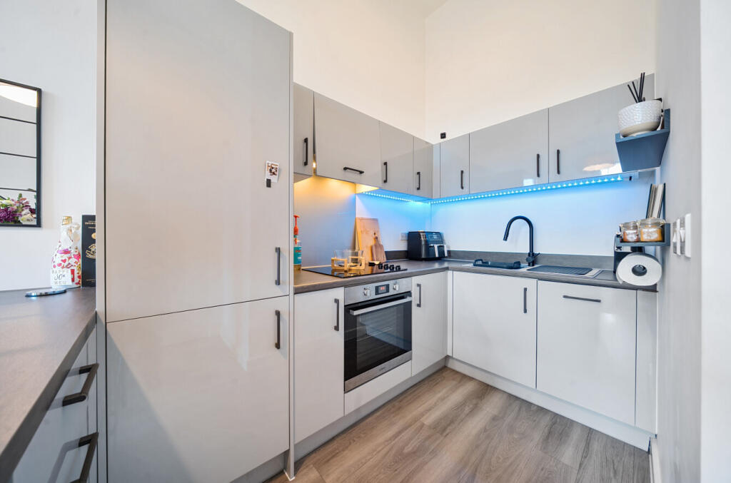 Additional image 9 of New House Farm Drive, Northfield, Birmingham