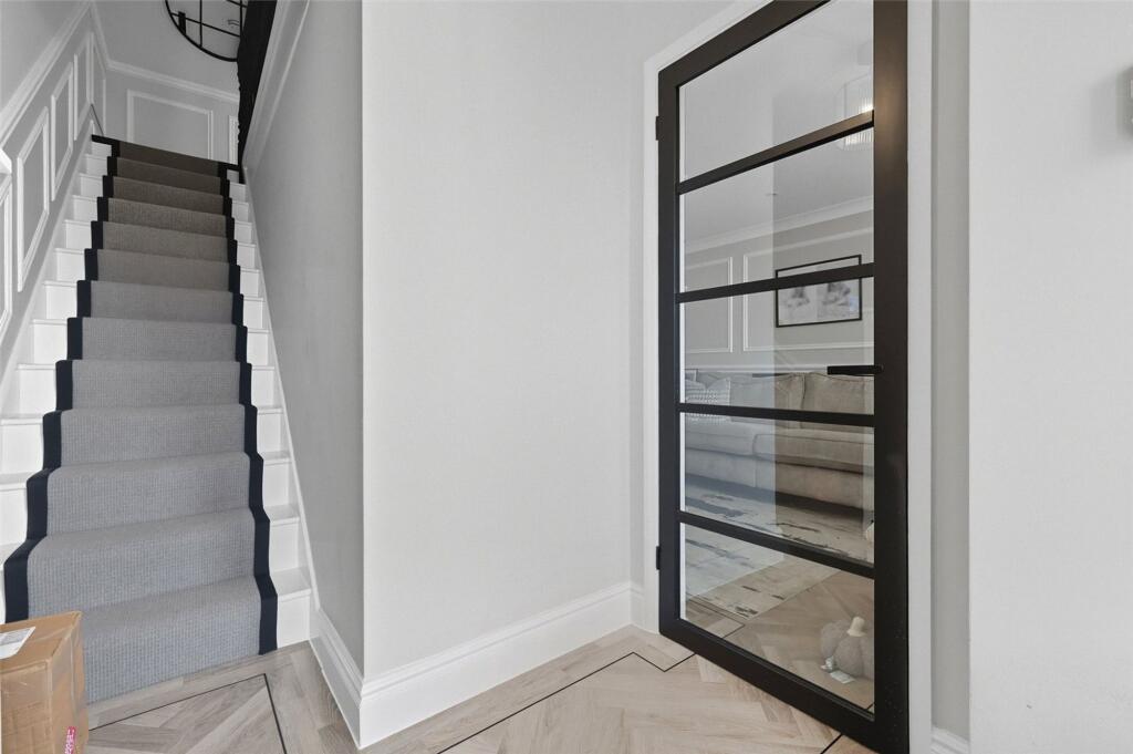 House in Basildon, Sunnymede, Billericay - More