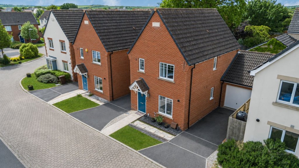 Main image of property: Mistletoe Mews, Didcot, OX11