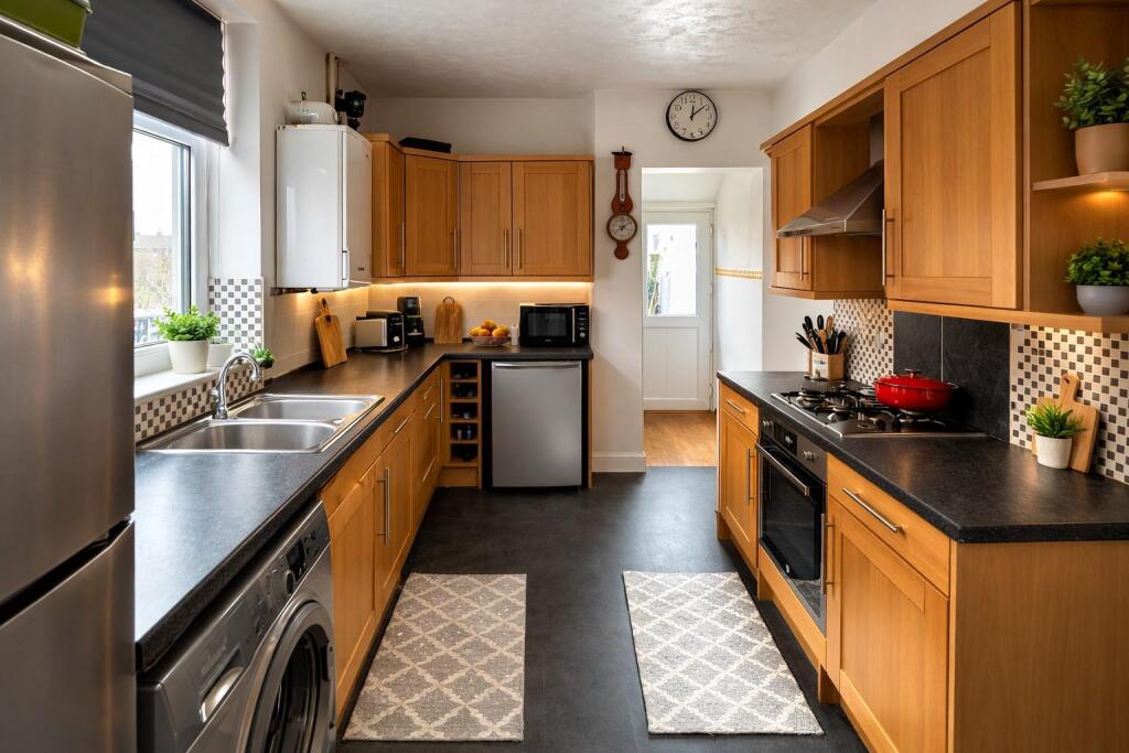 House in Northampton, Kingsthorpe Hollow - View 2