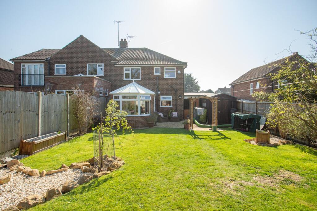 Summerfield Avenue, Whitstable, Kent, CT5 photo 4