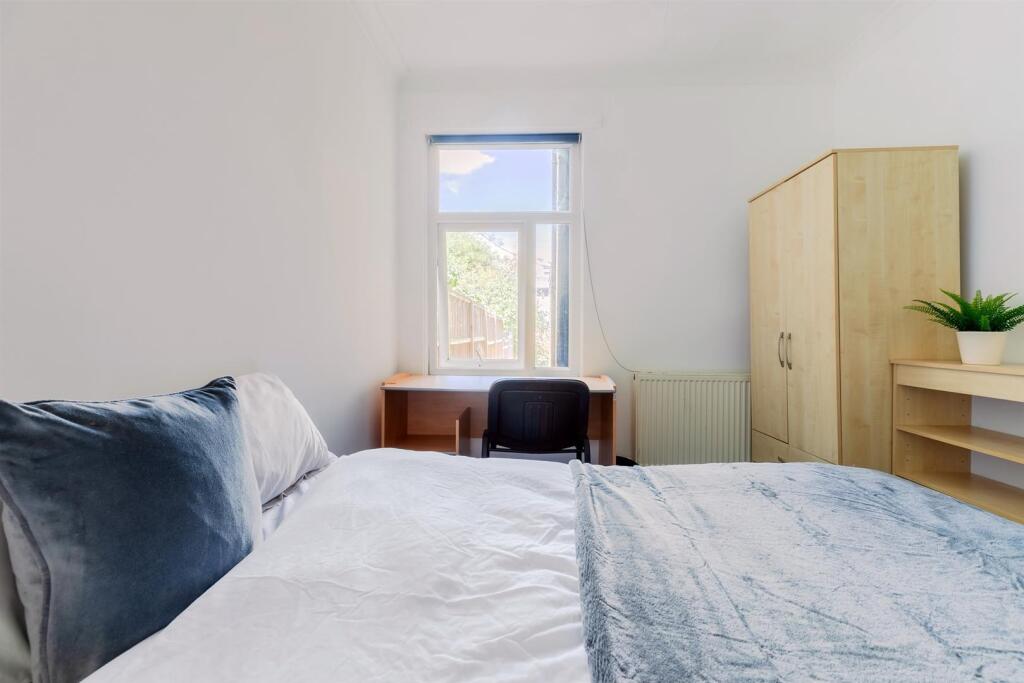 House in Cambridge - View 3