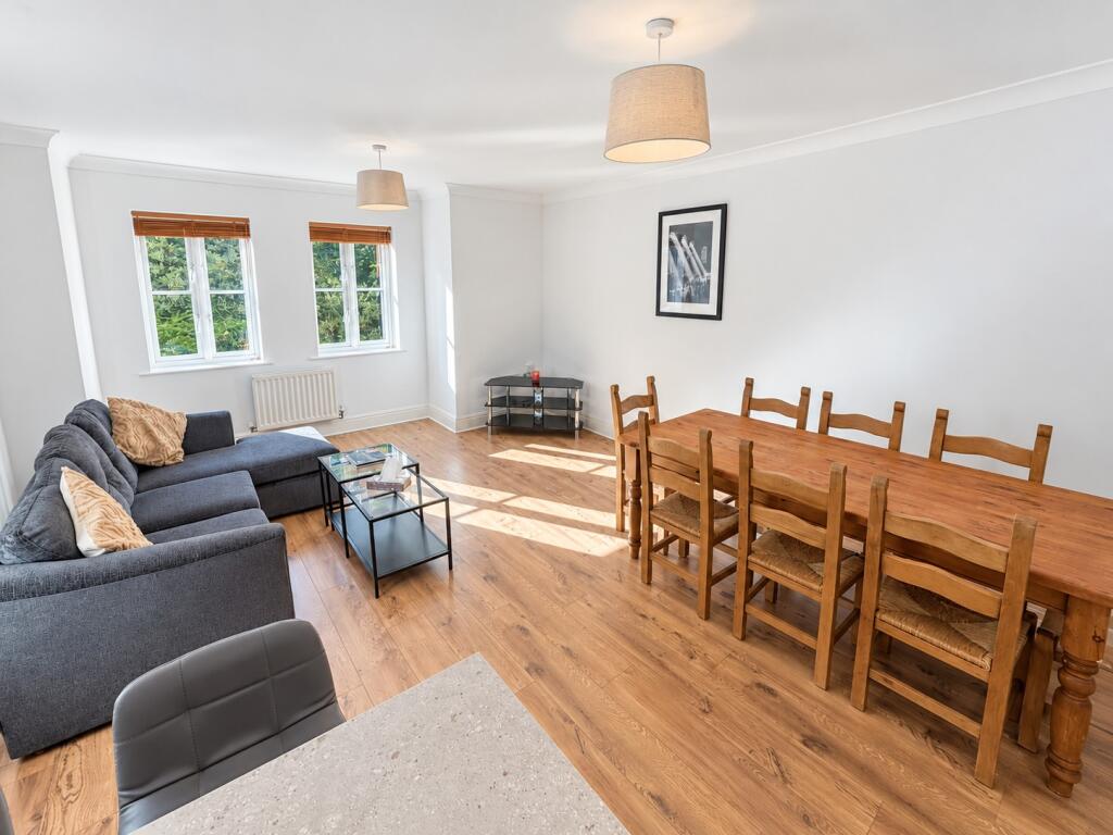 Apartment in Leeds, Headingley Hill, Headingley - View 5