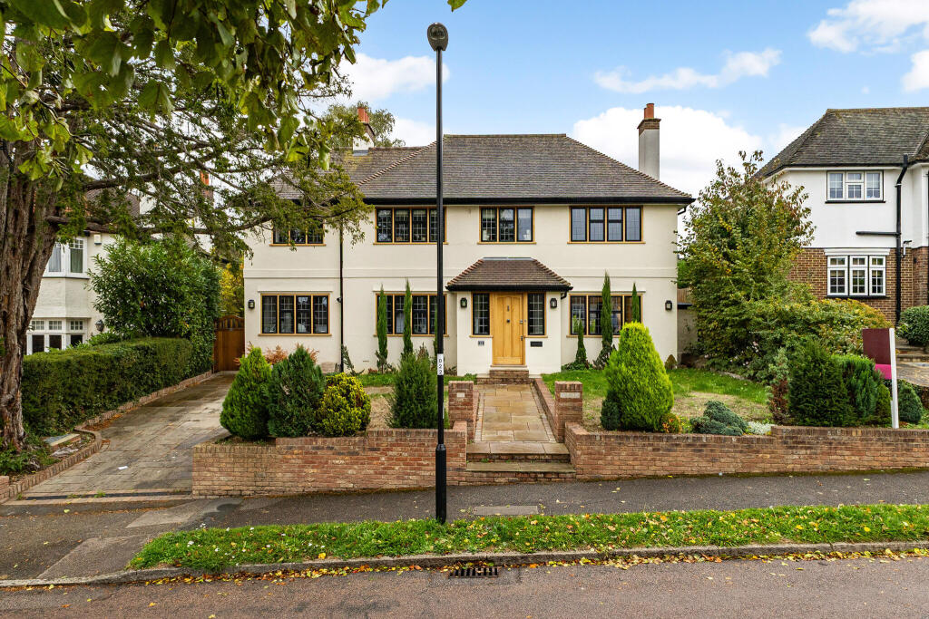 Main image of property: West Hill, South Croydon, CR2