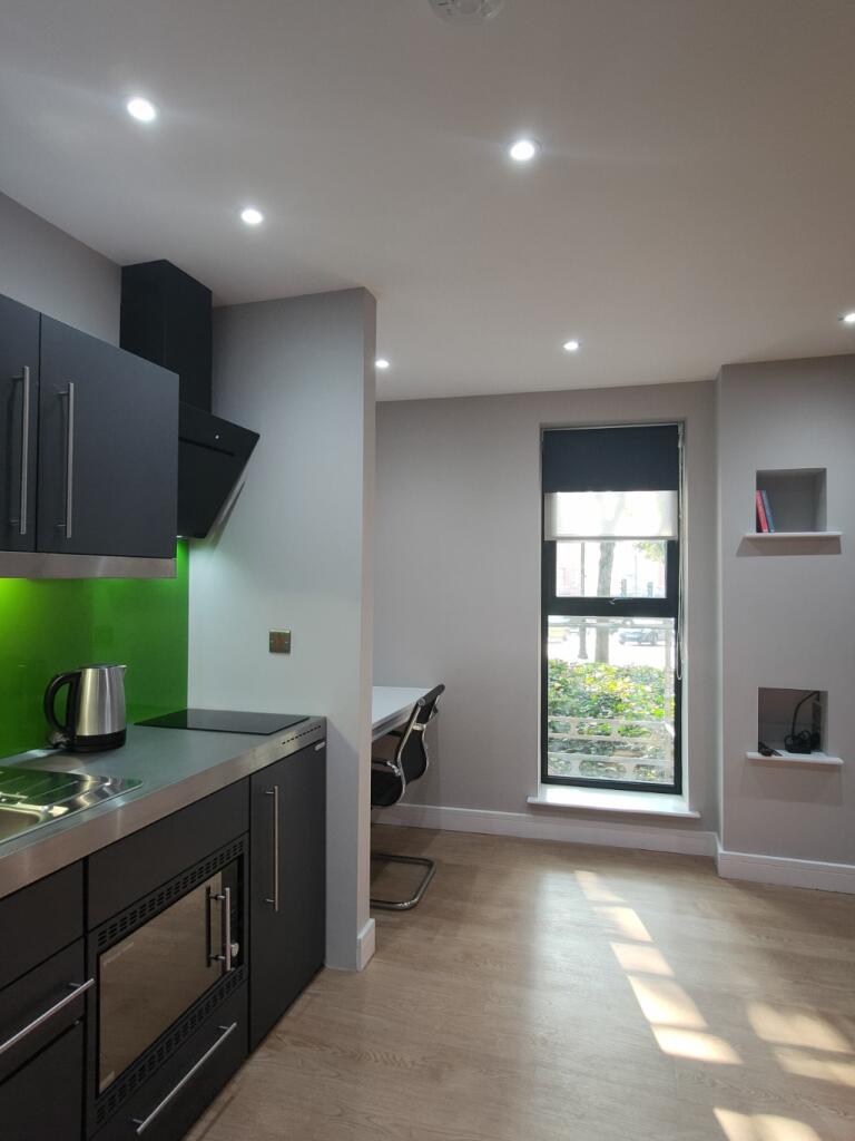 Apartment in Worcester, Worcestershire - View 2
