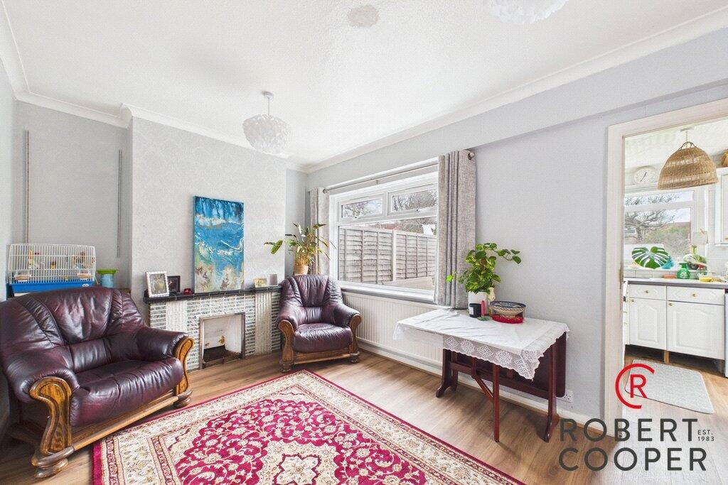 Tiptree Road, Ruislip, HA4 photo 3