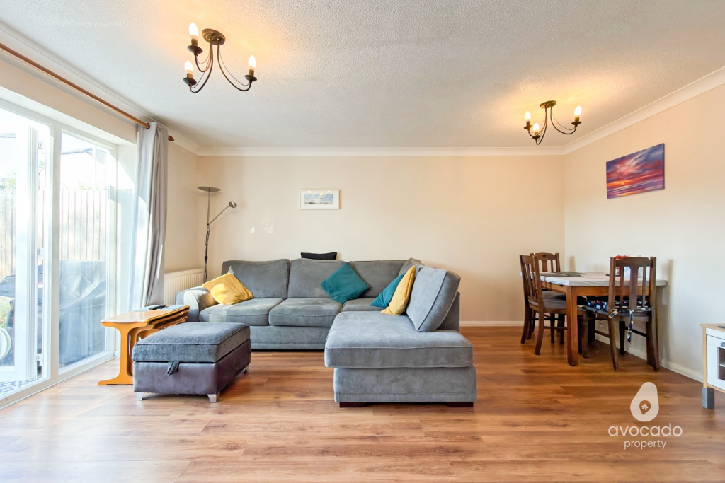 House in Burghfield Common, Burghfield - View 4