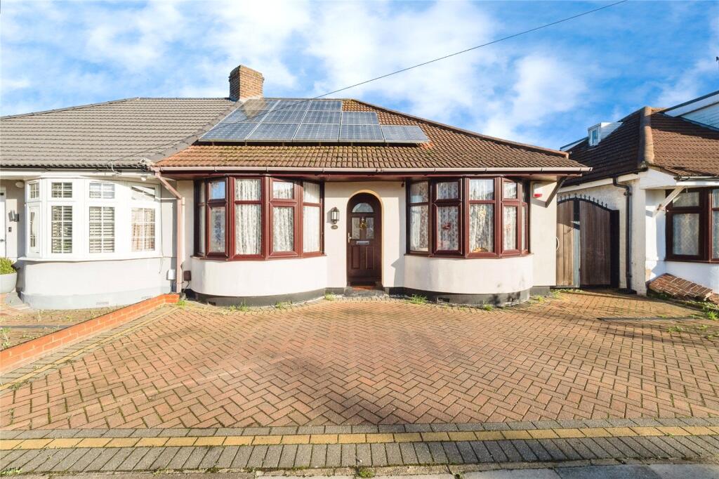 Main image of property: Tunstall Avenue, Ilford, IG6