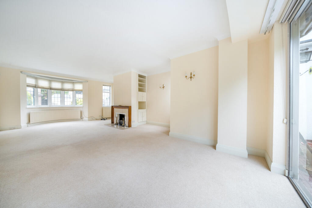 House in London - View 2