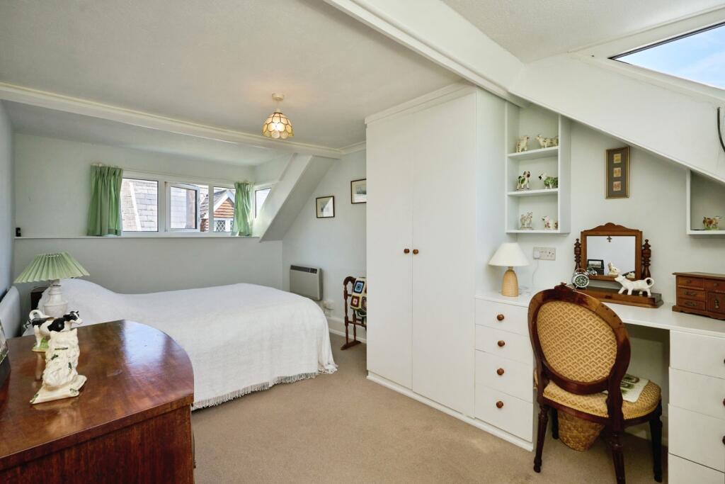 House in Ryde, Binstead - View 5