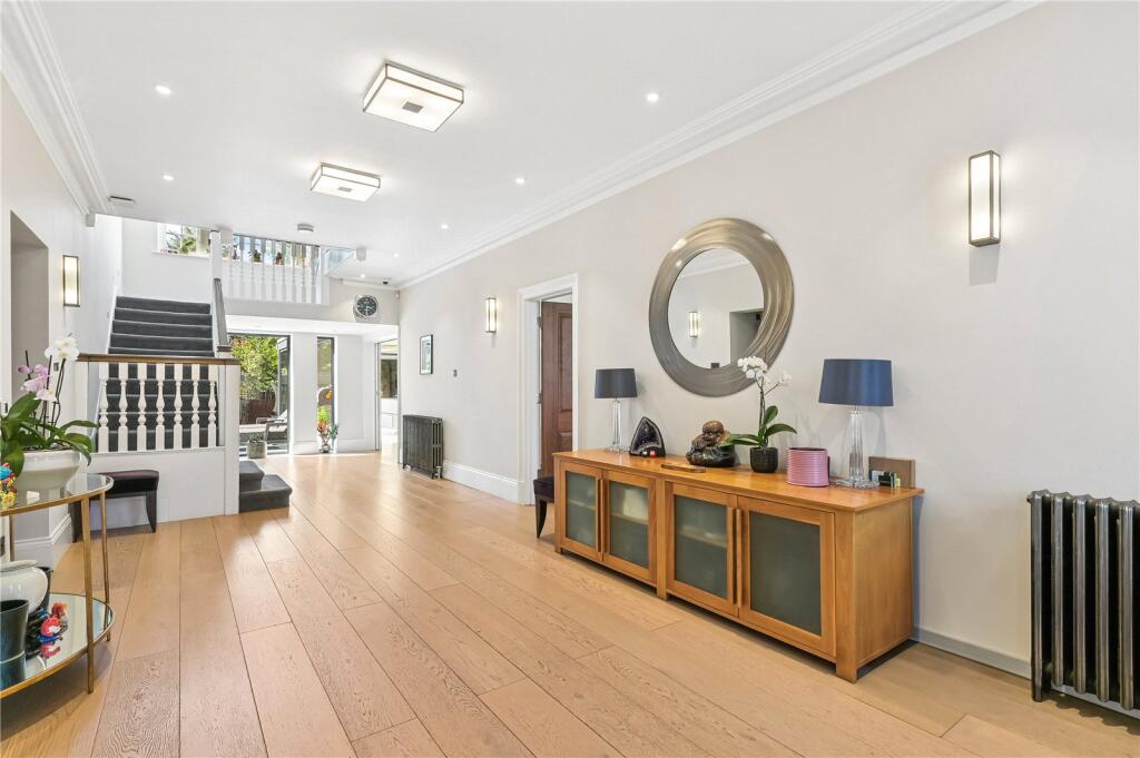House in London - View 5