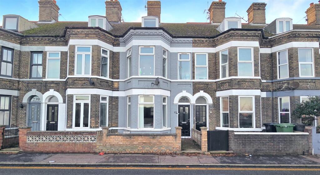 Main image of property: High Street, Gorleston