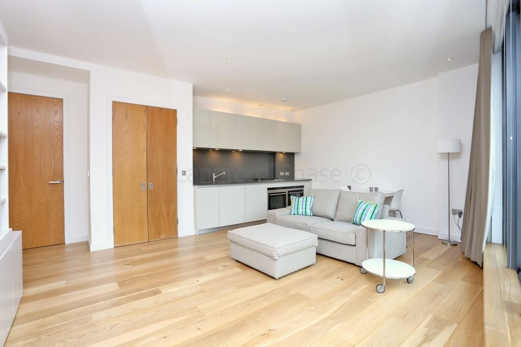 Main image of property: Bear Pit Apartments, New Globe Walk, London, SE1