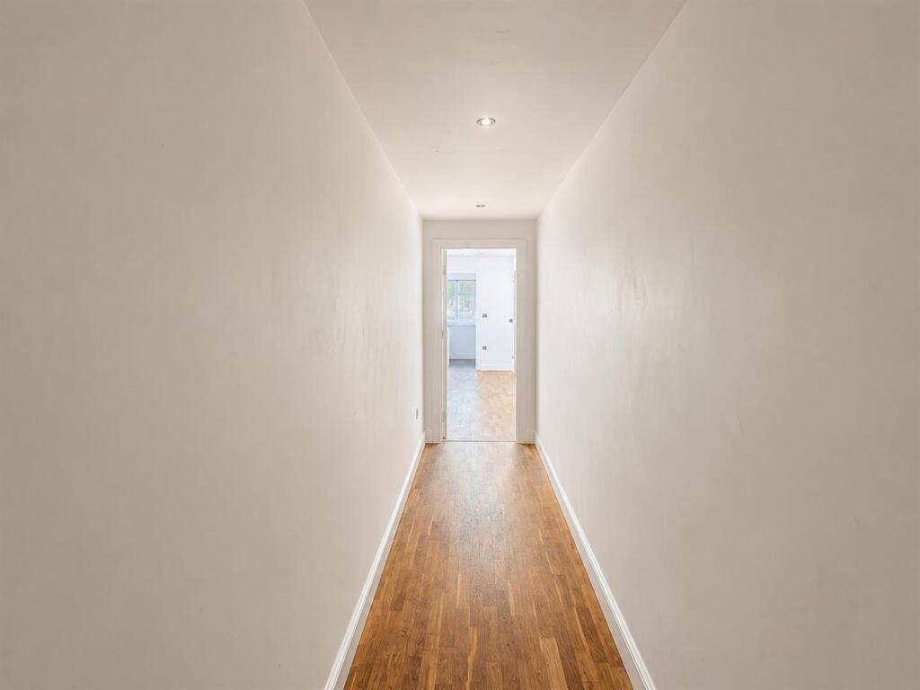 Apartment in Wellingborough, Burrow's Bush - View 2