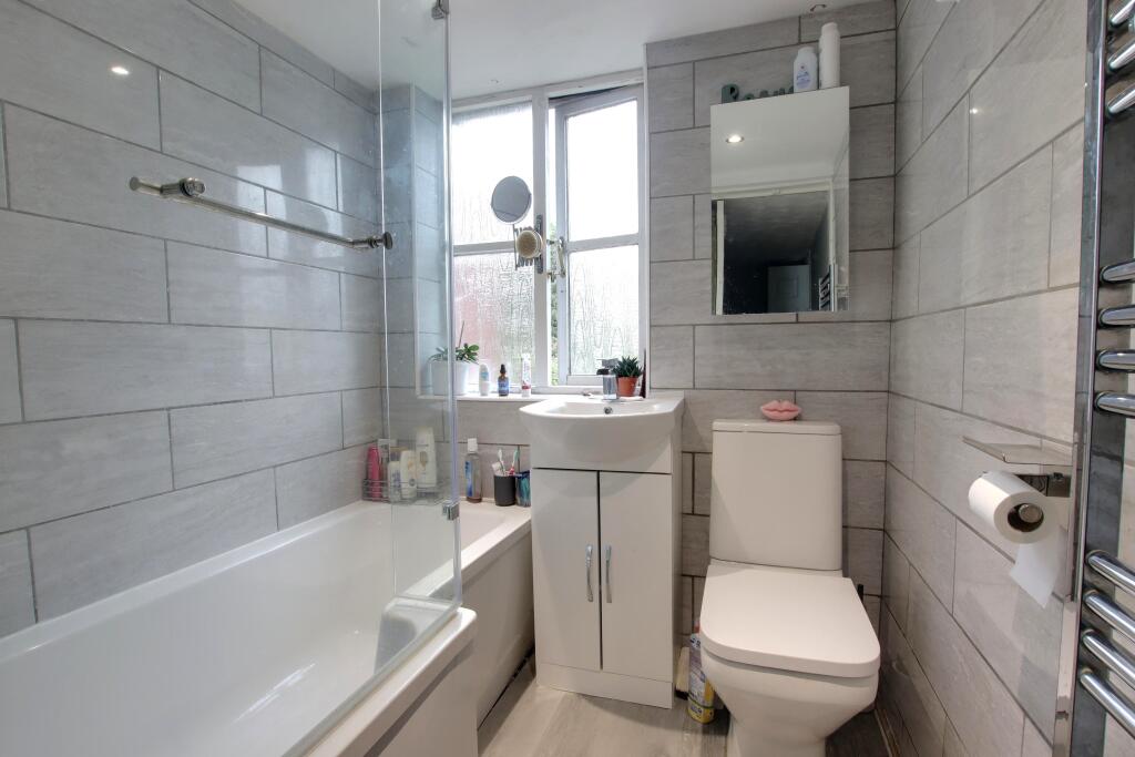 House in Fareham, Hampshire - View 5