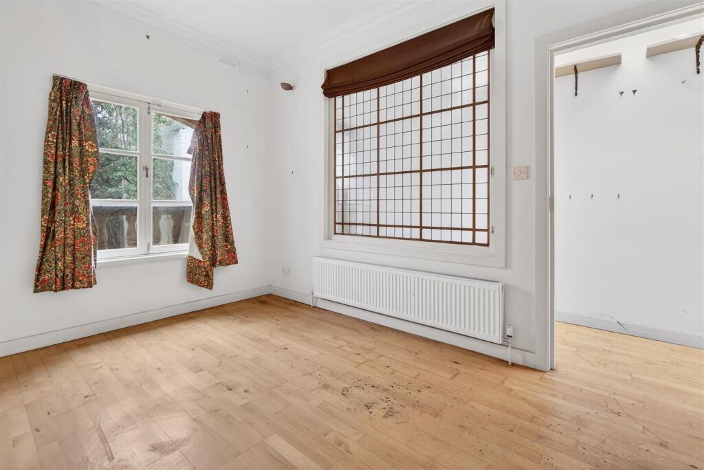 House in London, Angel, Islington - More