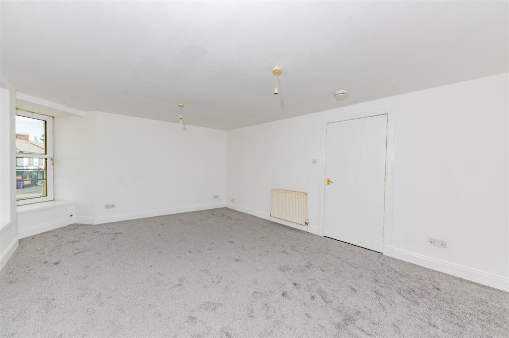 Apartment in Arbroath, West Port - View 5