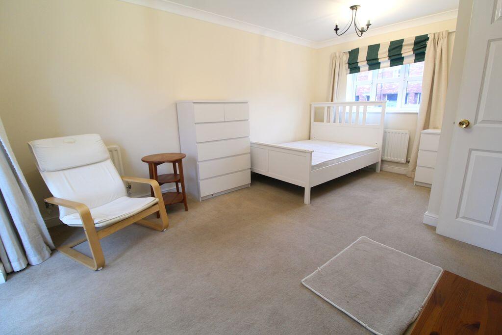Kings Drive, Stoke Gifford - View 4