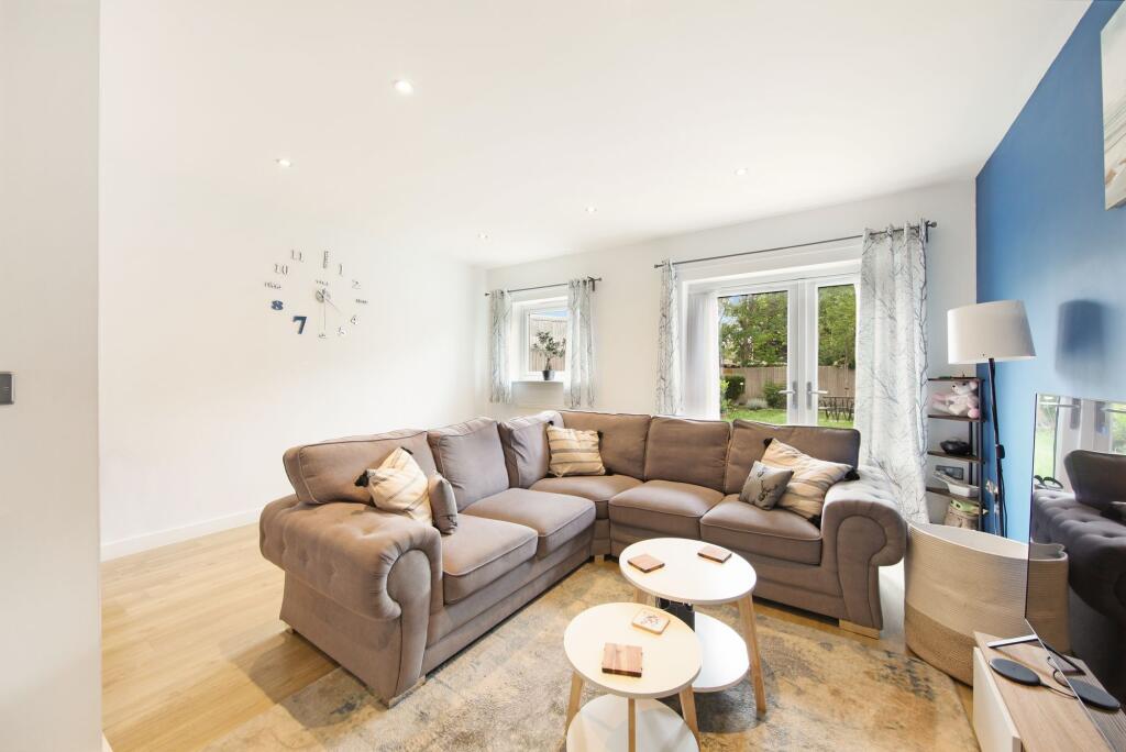 House in Croydon - View 5