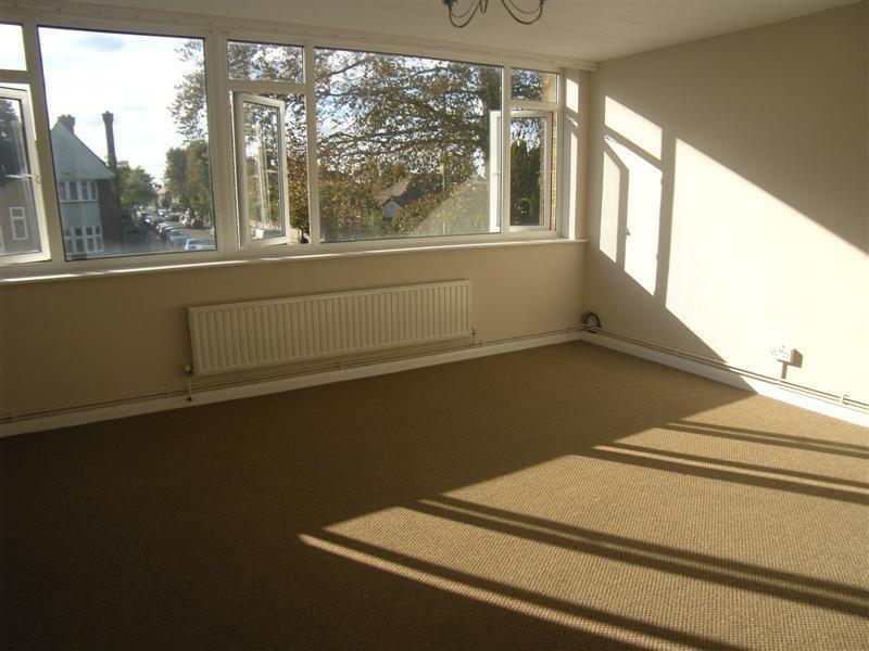 Apartment in London, Hornchurch - View 5