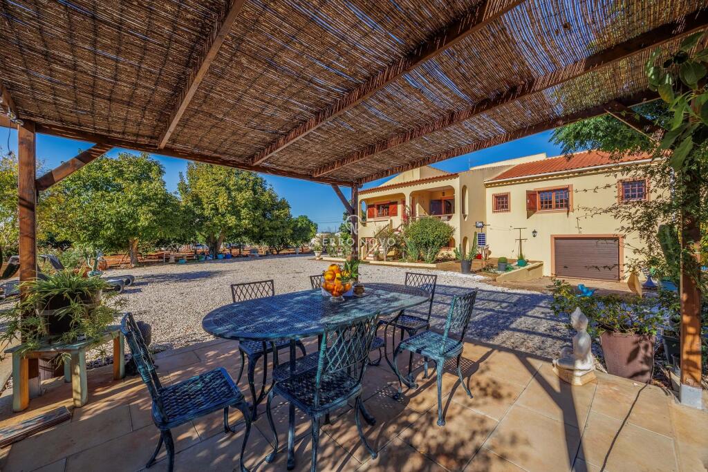 Main image of property: Algarve, São Bartolomeu de Messines