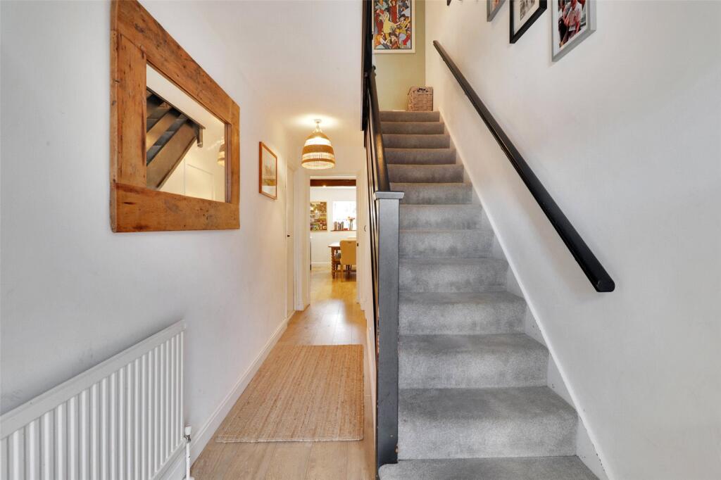 House in Canterbury - View 2