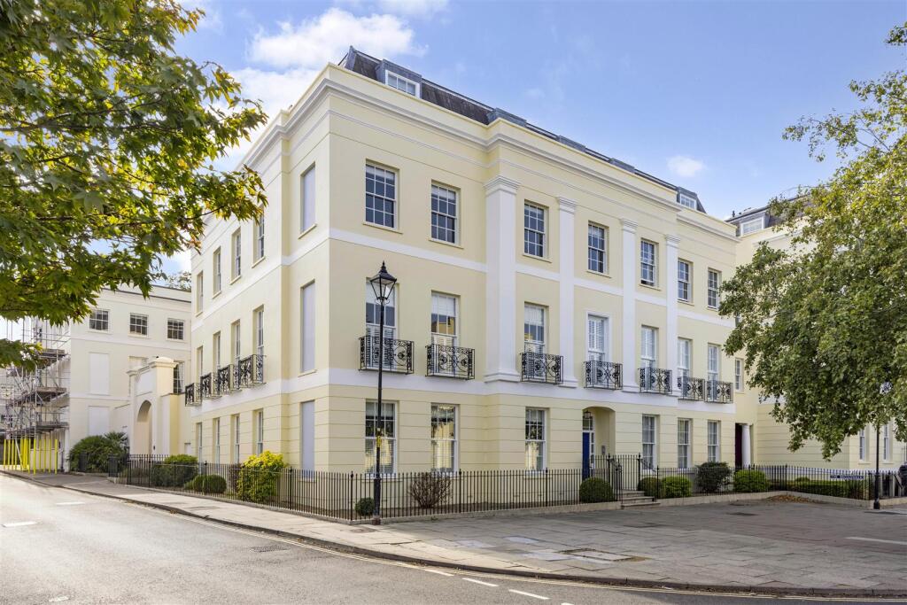 Main image of property: The Broad Walk Imperial Sq. Cheltenham GL50 1QG