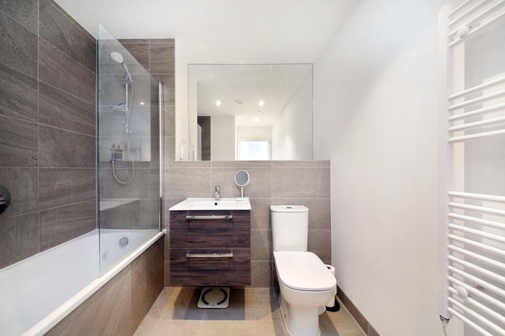 Apartment in London, York Road Estate, Battersea - View 5