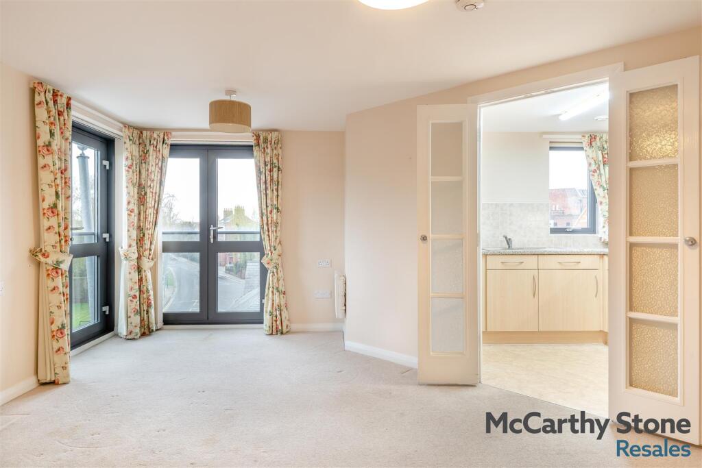 Apartment in Chester, Newtown, City of Chester - View 2