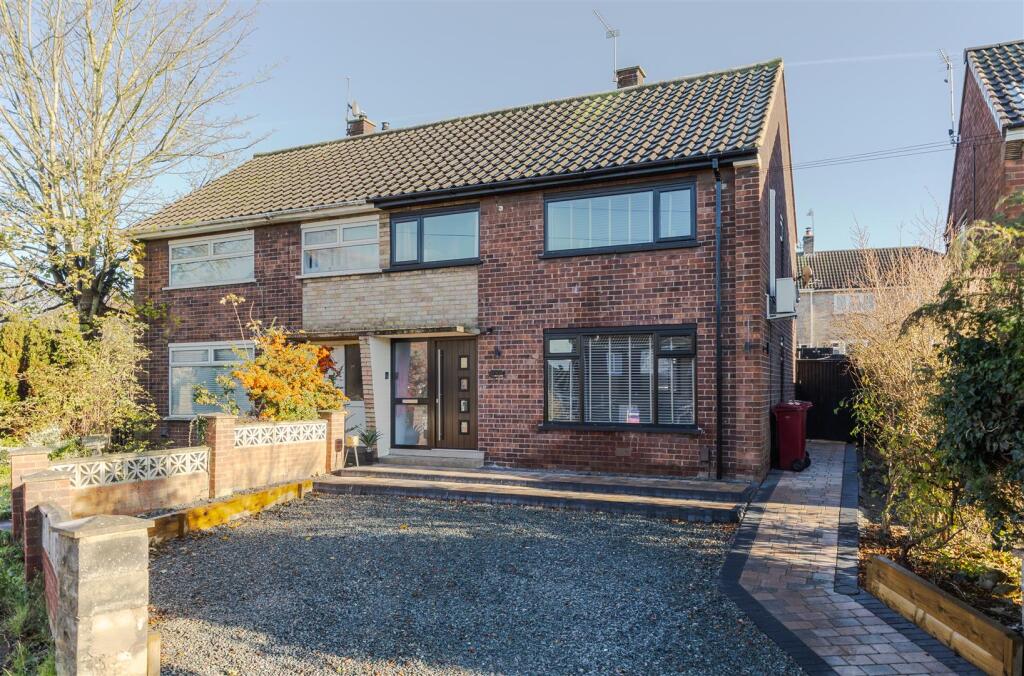 Main image of property: Laceby Road, Scunthorpe