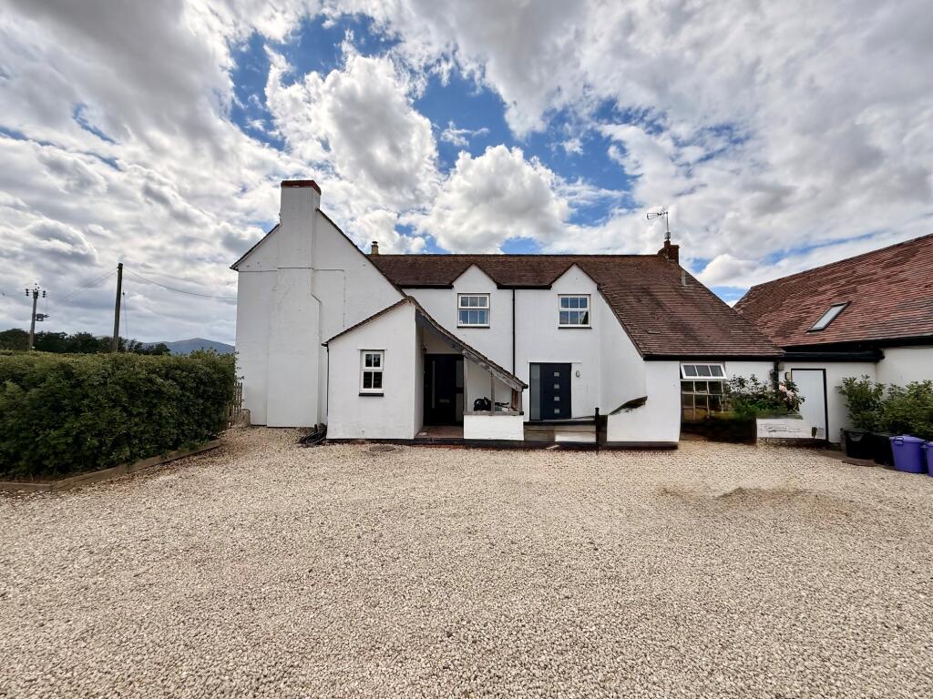 Main image of property: Hawthorn Lane, Newland