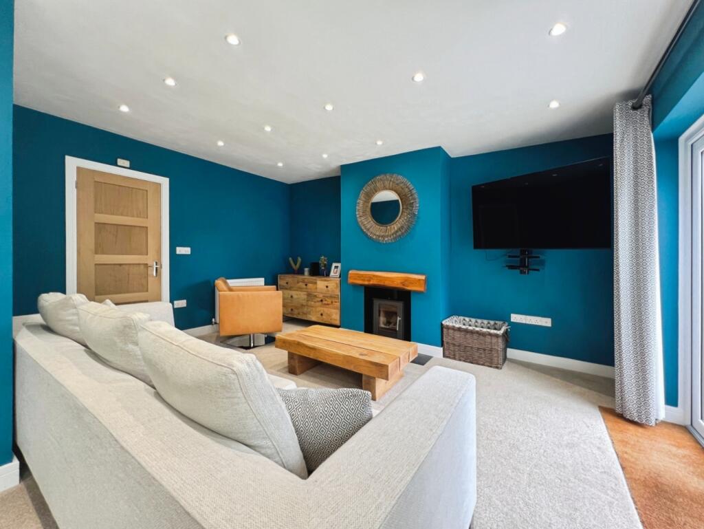 Wickenden Crescent, Willesborough photo 4